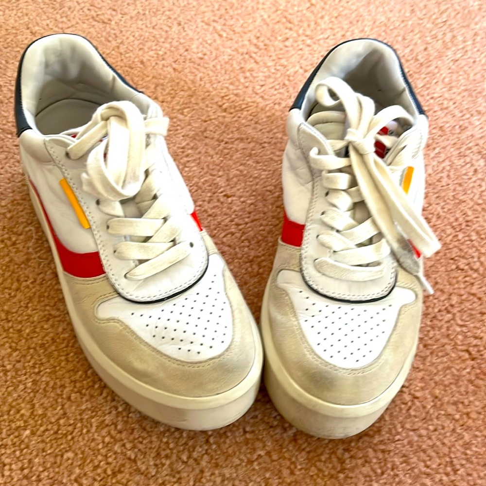 Oncept Prague Leather/Suede Sneaker. Size 6